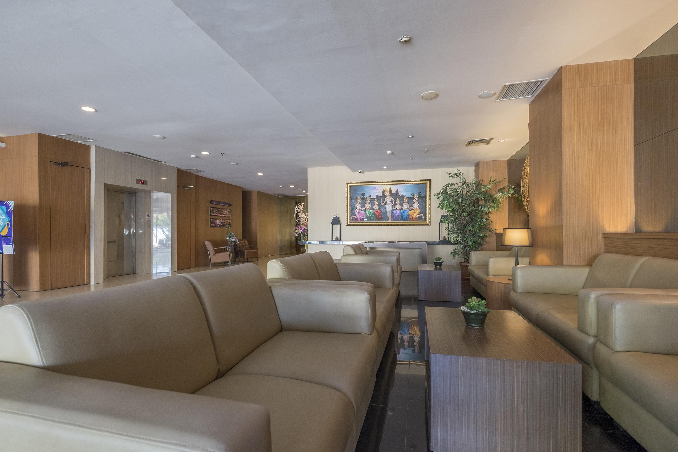 Aswin Hotel And Spa Макасар Екстериор снимка