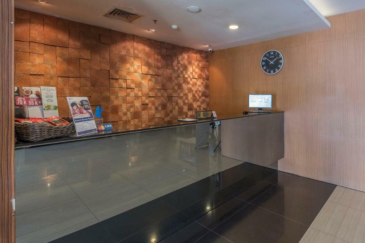 Aswin Hotel And Spa Макасар Екстериор снимка